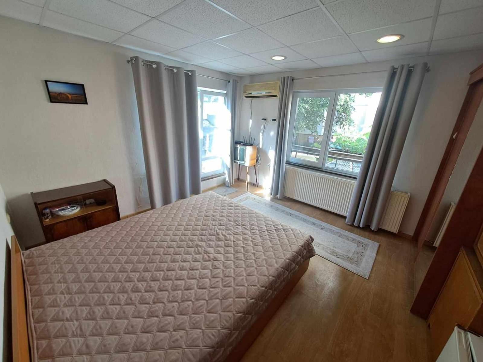 House 1 & 2 Floor *
